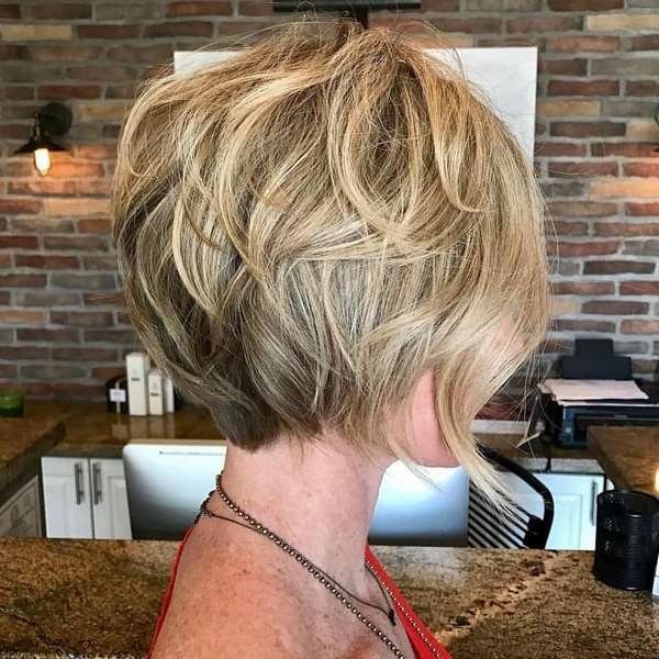 Coupes de cheveux élégantes 2025-2026 pour les femmes de 40, 50 et 60 ans: un look frais avec des coupes anti-âge