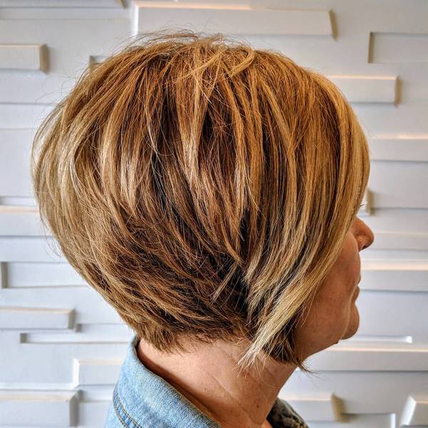 Coupes de cheveux élégantes 2025-2026 pour les femmes de 40, 50 et 60 ans: un look frais avec des coupes anti-âge