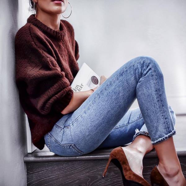 Nouveaux jeans femme à la mode: les meilleurs modèles et styles de la saison 2025-2026