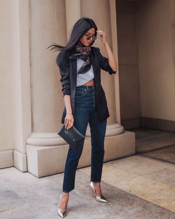 Nouveaux jeans femme à la mode: les meilleurs modèles et styles de la saison 2025-2026