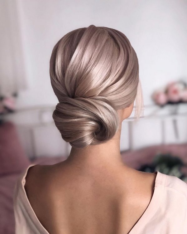 Coiffures inspirantes pour la soirée: les dernières tendances et tendances 2025-2026