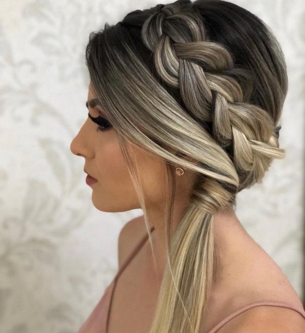 Coiffures inspirantes pour la soirée: les dernières tendances et tendances 2025-2026