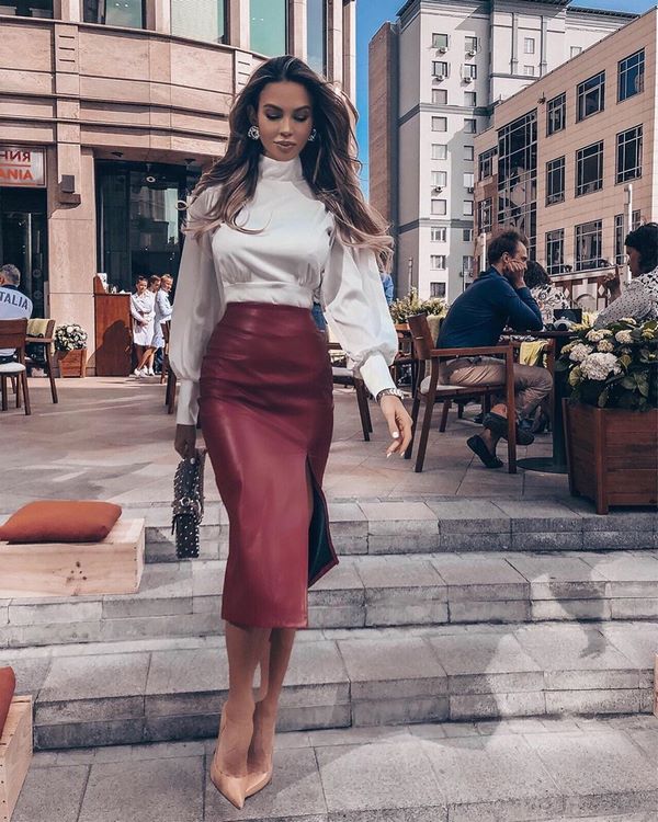 Chemises et chemisiers blancs élégants 2025-2026 - nouveaux modèles et styles