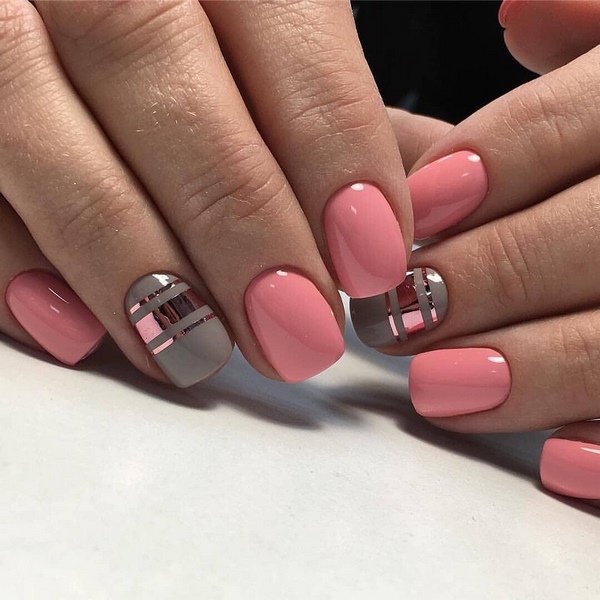 Manucure enchanteresse avec du papier d'aluminium 2025-2026 - mode nouveaux articles et styles