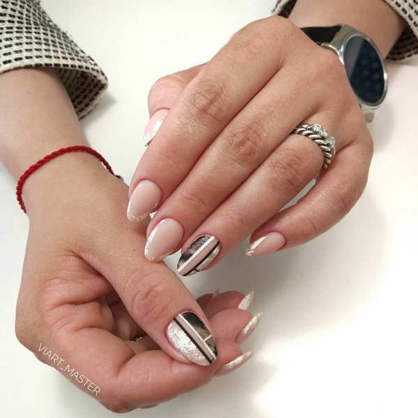 Manucure enchanteresse avec du papier d'aluminium 2025-2026 - mode nouveaux articles et styles