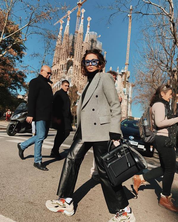 Les meilleures images avec un pantalon en cuir 2025-2026 - les styles les plus élégants de pantalons en cuir pour femmes