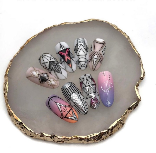 Nouvelles idées pour la géométrie de manucure 2025-2026 - Top 10 des nouveaux produits de conception d'ongles