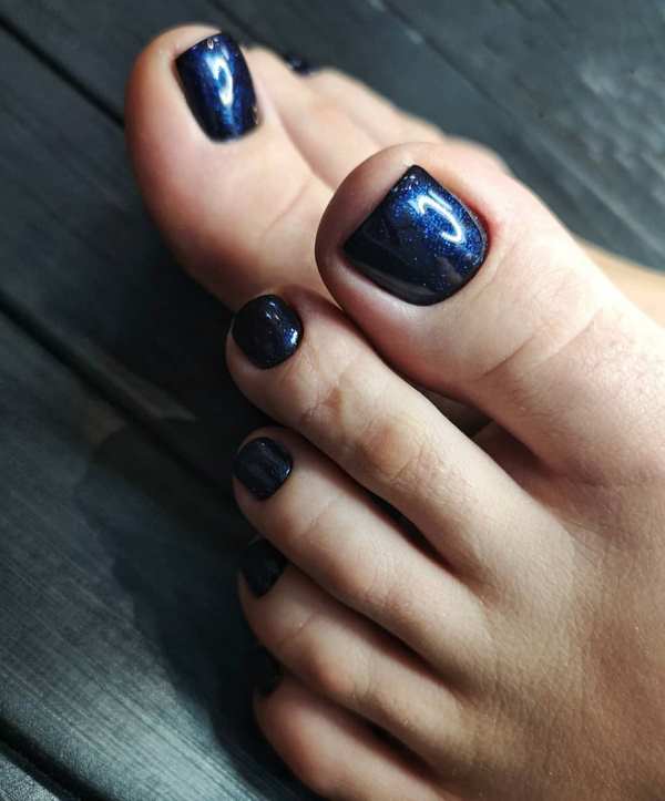 Nouvelle pédicure hiver 2025-2026 - Les 11 meilleures options de conception d'ongles