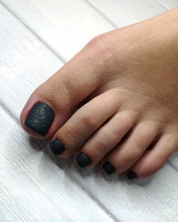 Nouvelle pédicure hiver 2025-2026 - Les 11 meilleures options de conception d'ongles