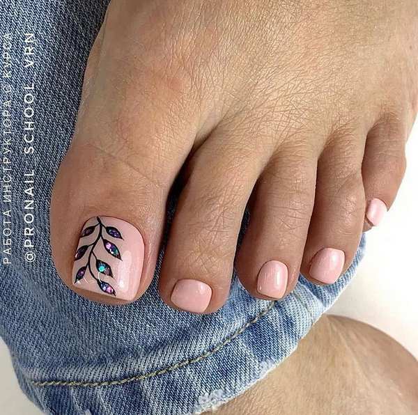 Nouvelle pédicure hiver 2025-2026 - Les 11 meilleures options de conception d'ongles