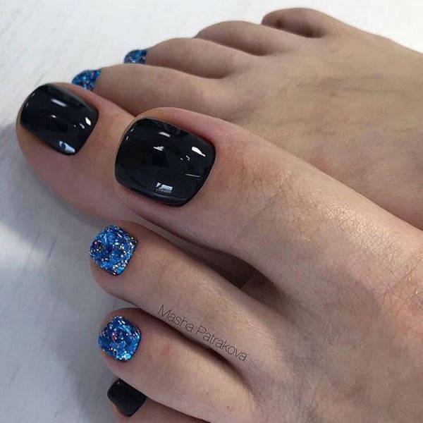 Nouvelle pédicure hiver 2025-2026 - Les 11 meilleures options de conception d'ongles