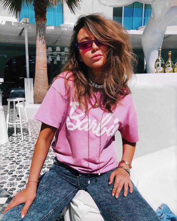 Nouveaux T-shirts, t-shirts et hauts pour la saison 2025-2026 - les meilleurs styles et ensembles