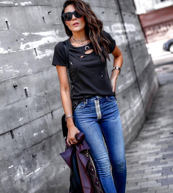 Nouveaux T-shirts, t-shirts et hauts pour la saison 2025-2026 - les meilleurs styles et ensembles