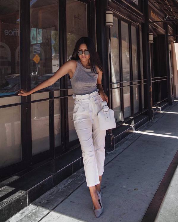 Nouveaux T-shirts, t-shirts et hauts pour la saison 2025-2026 - les meilleurs styles et ensembles