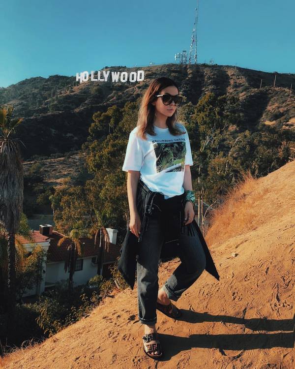 Nouveaux T-shirts, t-shirts et hauts pour la saison 2025-2026 - les meilleurs styles et ensembles