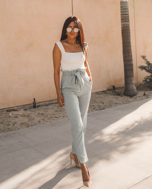 Nouveaux T-shirts, t-shirts et hauts pour la saison 2025-2026 - les meilleurs styles et ensembles