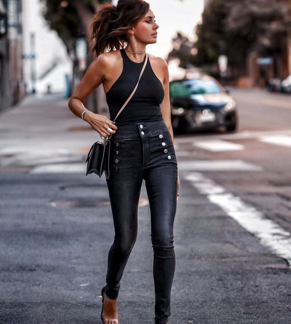 Nouveaux T-shirts, t-shirts et hauts pour la saison 2025-2026 - les meilleurs styles et ensembles