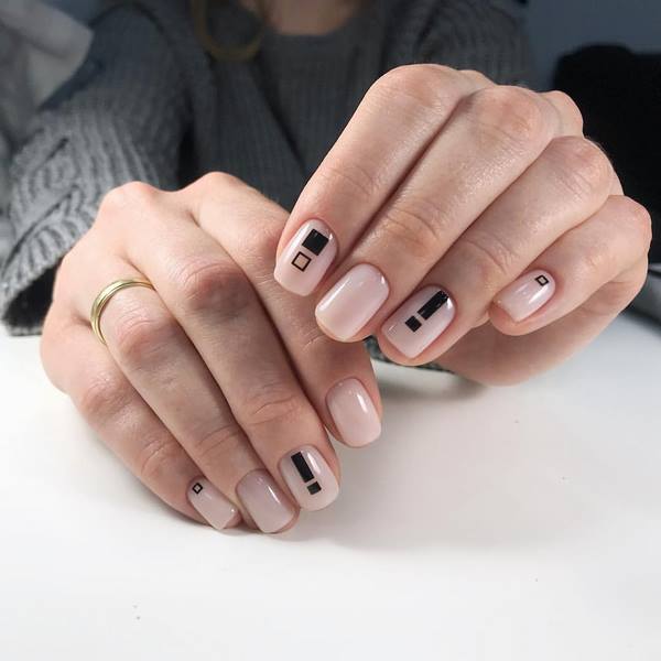 La plus belle manucure simple 2025-2026 - de nouveaux exemples de conception d'ongles simples