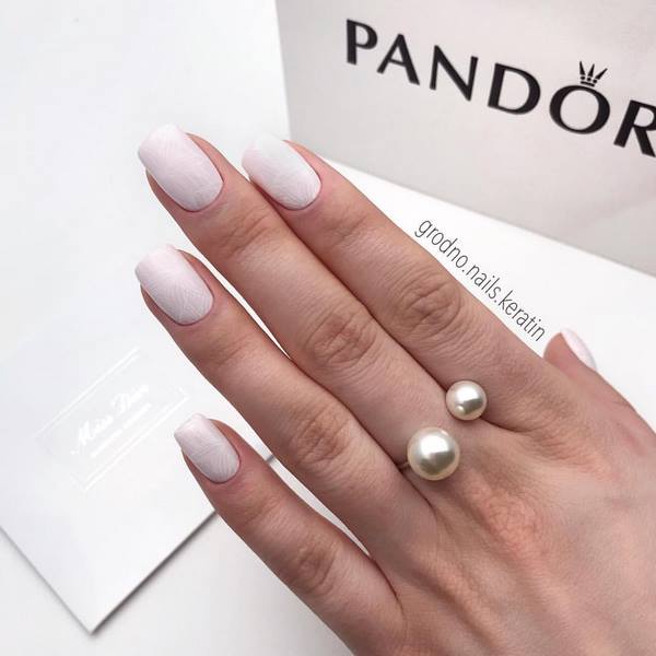 La plus belle manucure simple 2025-2026 - de nouveaux exemples de conception d'ongles simples