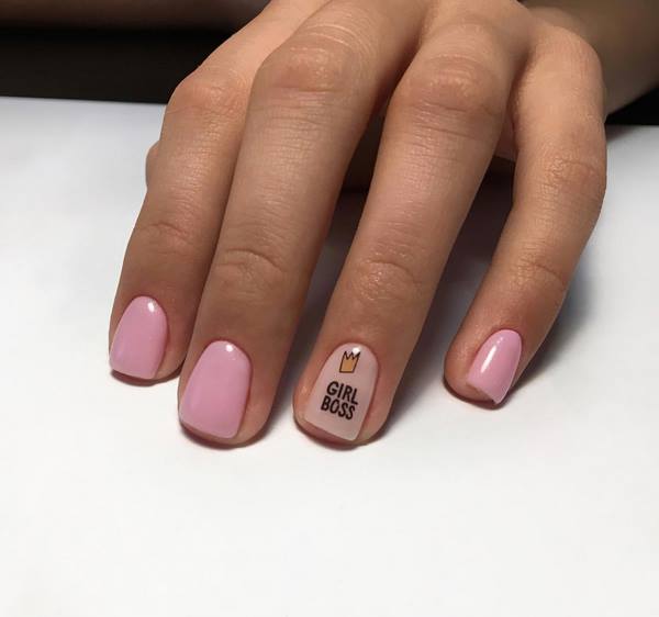 La plus belle manucure simple 2025-2026 - de nouveaux exemples de conception d'ongles simples