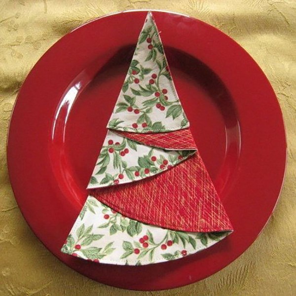 Comment magnifiquement décorer la table du Nouvel An 2026 - Les meilleurs conseils photo