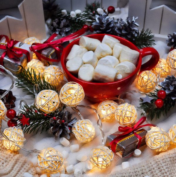 Comment magnifiquement décorer la table du Nouvel An 2026 - Les meilleurs conseils photo