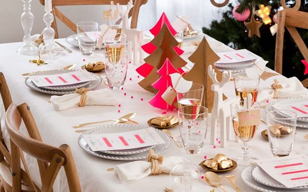 Comment magnifiquement décorer la table du Nouvel An 2026 - Les meilleurs conseils photo
