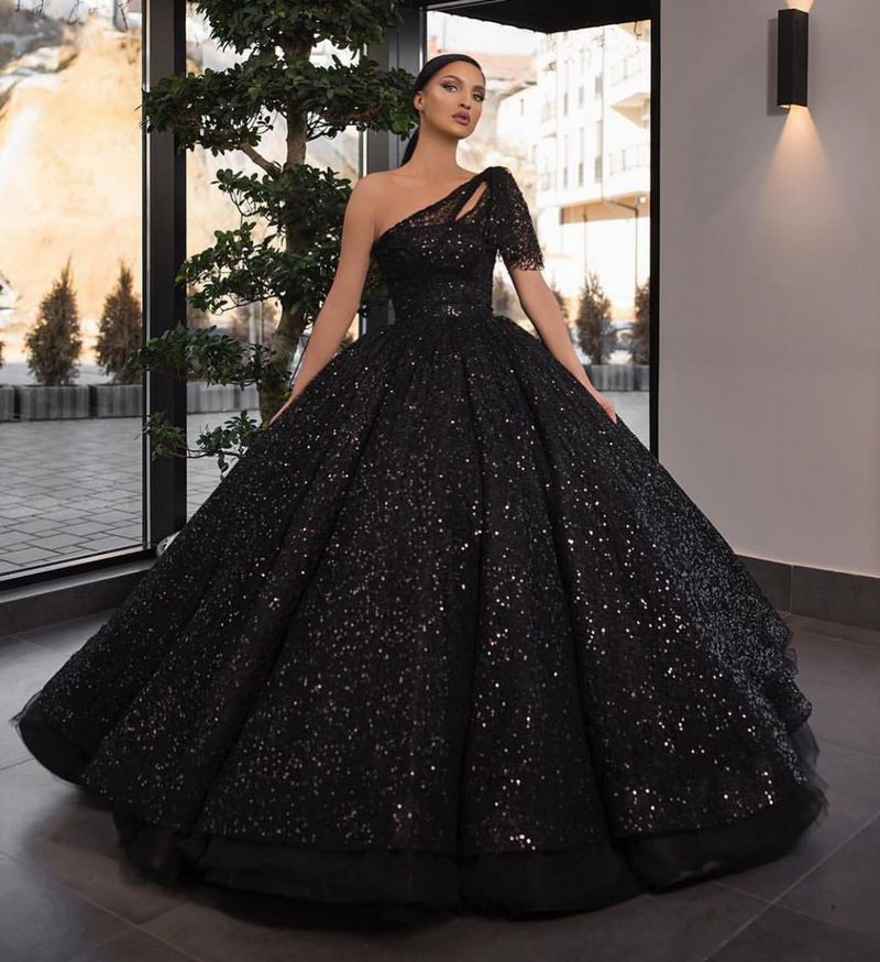 Délicieuse robe de bal 2026: ne manquez pas les meilleures idées d'images au bal!