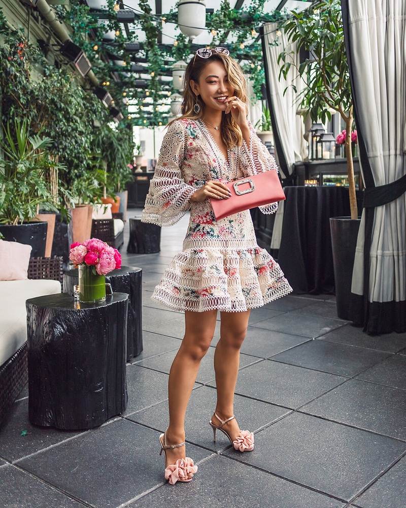 Robe de charme pour l'été 2026 - les 12 principales tendances et styles