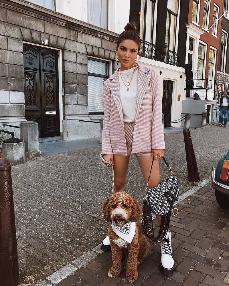 اتجاهات الموضة لربيع 2026 - اكتشف ما سيكون مناسبًا في موسم الموضة الجديد