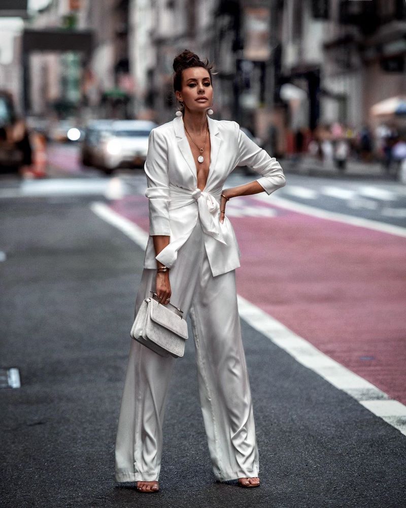 اتجاهات الموضة لربيع 2026 - اكتشف ما سيكون مناسبًا في موسم الموضة الجديد