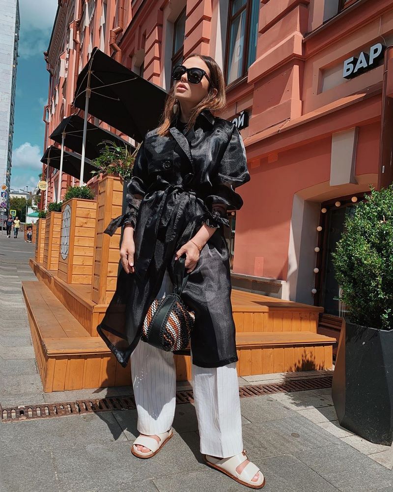 اتجاهات الموضة لربيع 2026 - اكتشف ما سيكون مناسبًا في موسم الموضة الجديد