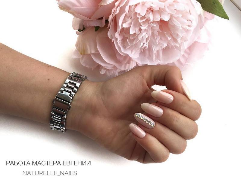 TOP 10 des idées de manucure de graduation 2025-2026: manucure impressionnante à la remise des diplômes - photo