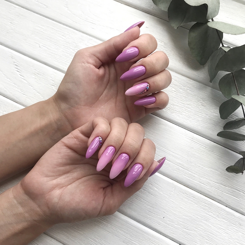 TOP 10 des idées de manucure de graduation 2025-2026: manucure impressionnante à la remise des diplômes - photo