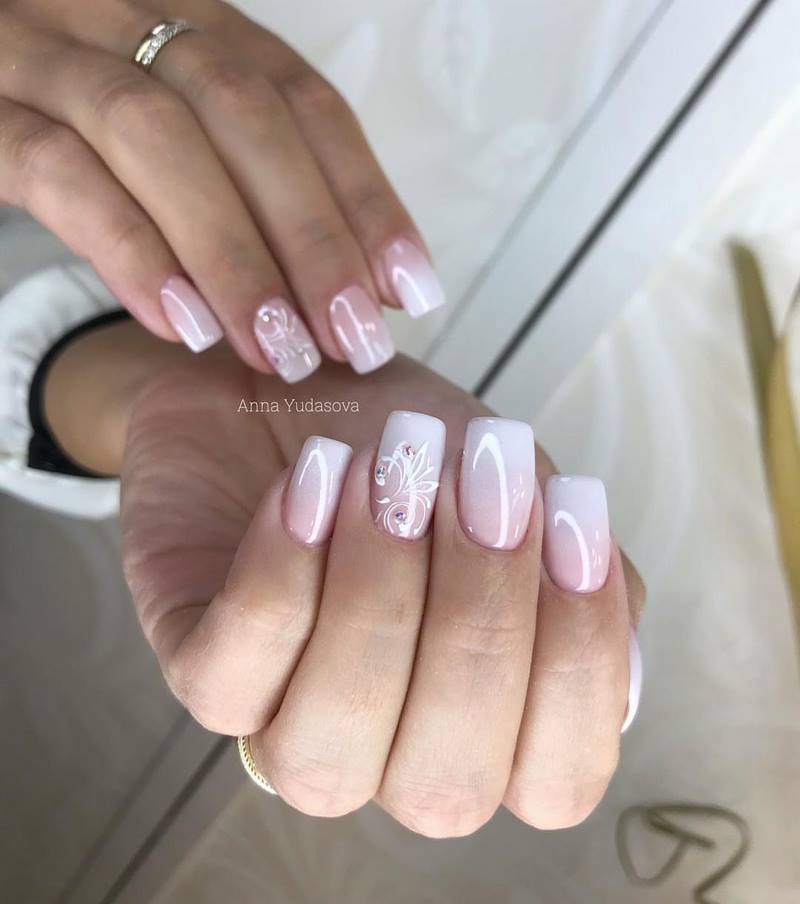 TOP 10 des idées de manucure de graduation 2025-2026: manucure impressionnante à la remise des diplômes - photo