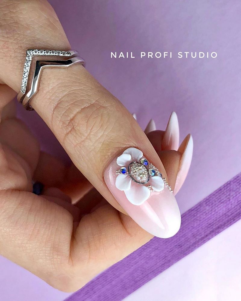 TOP 10 des idées de manucure de graduation 2025-2026: manucure impressionnante à la remise des diplômes - photo