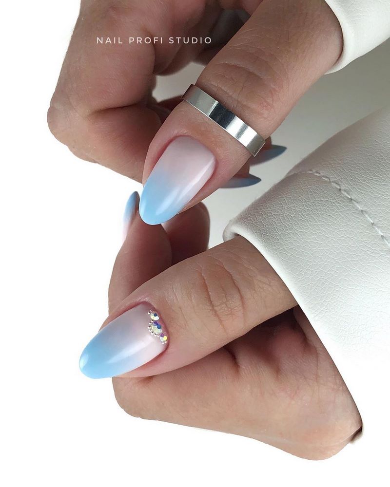 TOP 10 des idées de manucure de graduation 2025-2026: manucure impressionnante à la remise des diplômes - photo