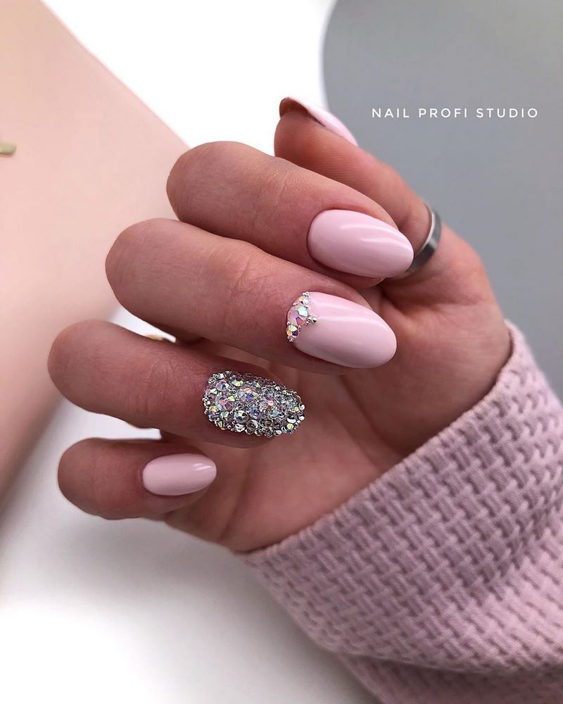 TOP 10 des idées de manucure de graduation 2025-2026: manucure impressionnante à la remise des diplômes - photo