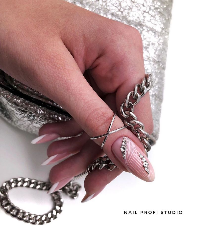 TOP 10 des idées de manucure de graduation 2025-2026: manucure impressionnante à la remise des diplômes - photo