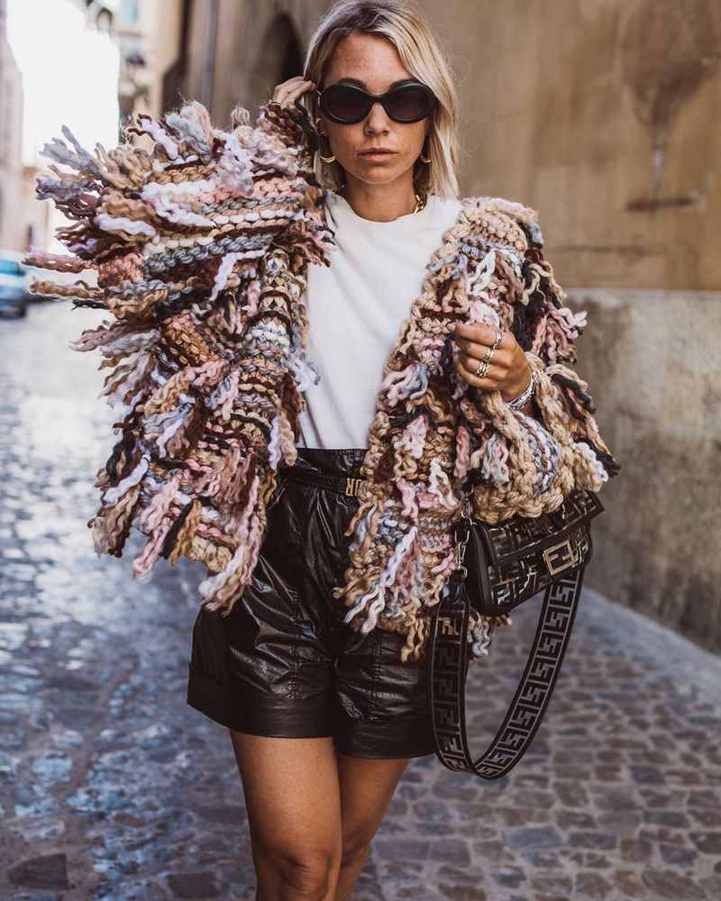 Cardigans à la mode 2025-2026: photos, actualités, tendances