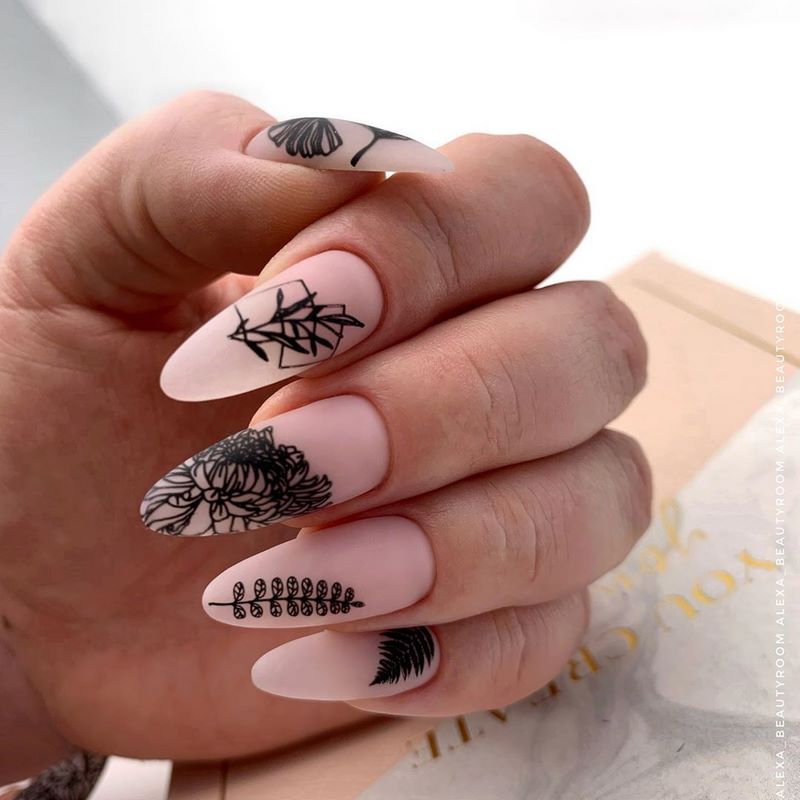 تصميم منزلق جديد 2025-2026. أفكار الموضة وأحدث الاتجاهات في الصورة