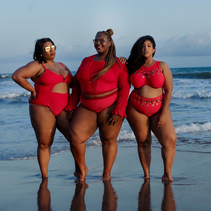 De beaux maillots de bain pour toute la période 2025-2026. Nouveaux modèles et tendances