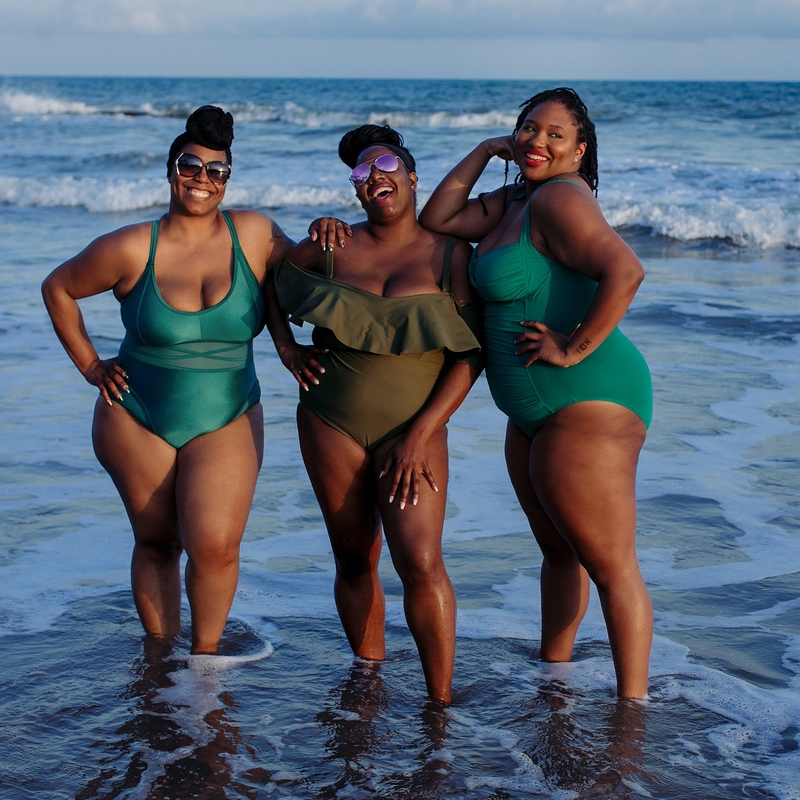 De beaux maillots de bain pour toute la période 2025-2026. Nouveaux modèles et tendances