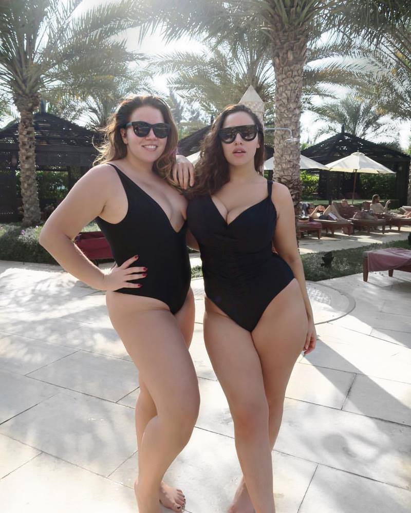 De beaux maillots de bain pour toute la période 2025-2026. Nouveaux modèles et tendances