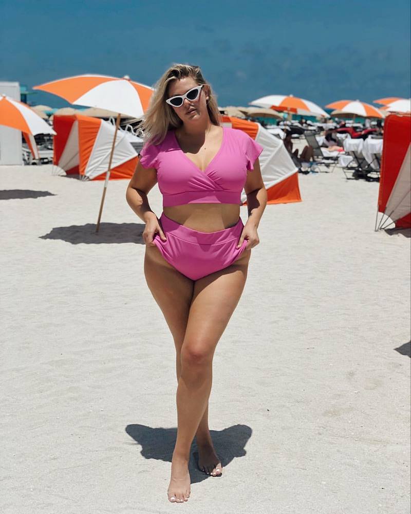 De beaux maillots de bain pour toute la période 2025-2026. Nouveaux modèles et tendances