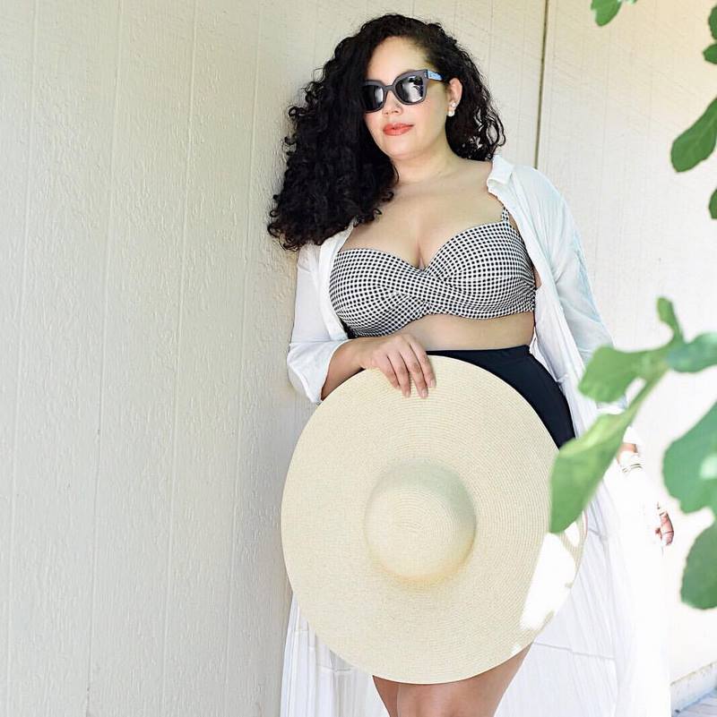 De beaux maillots de bain pour toute la période 2025-2026. Nouveaux modèles et tendances