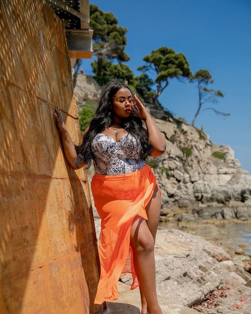 De beaux maillots de bain pour toute la période 2025-2026. Nouveaux modèles et tendances