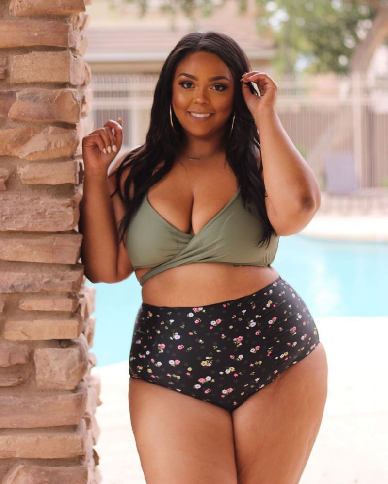 De beaux maillots de bain pour toute la période 2025-2026. Nouveaux modèles et tendances