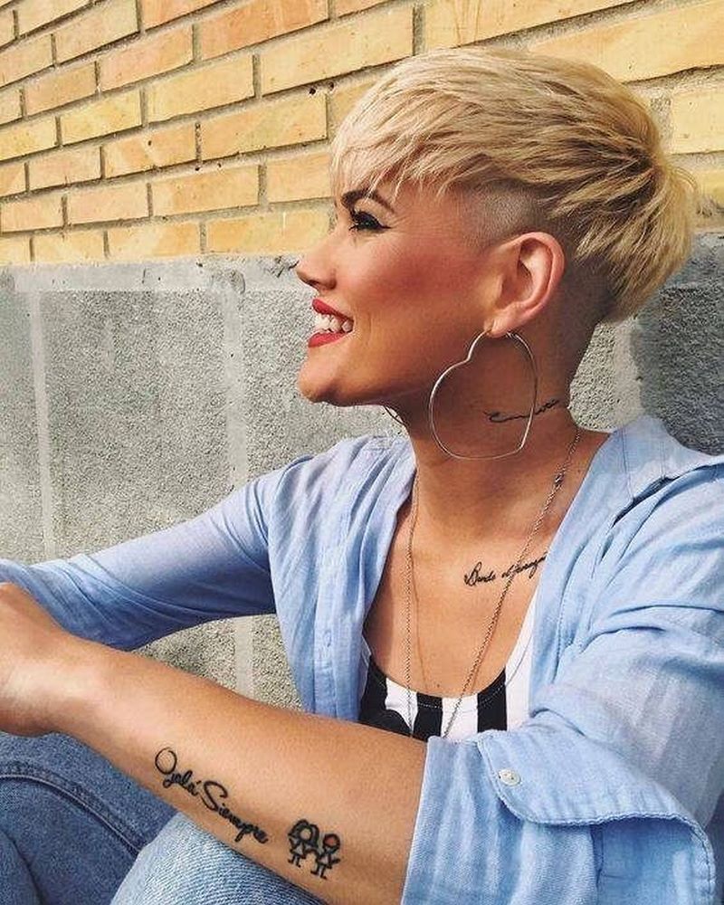 Coupes de cheveux courtes originales pour femmes 2025-2026: photos, idées de coupes courtes