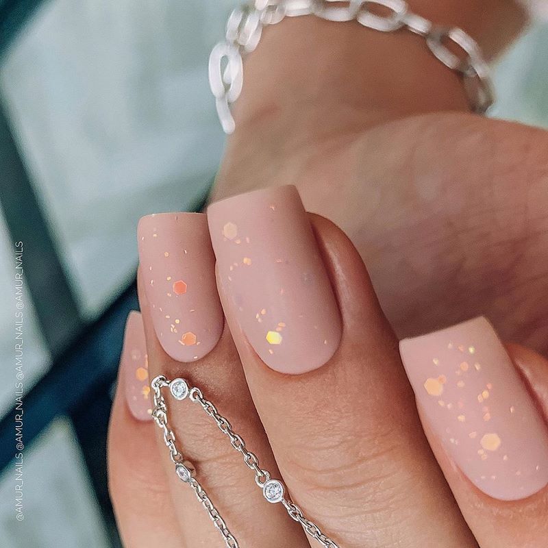 Manucure matte élégante 2025-2026: photos, actualités, idées de manucure mate